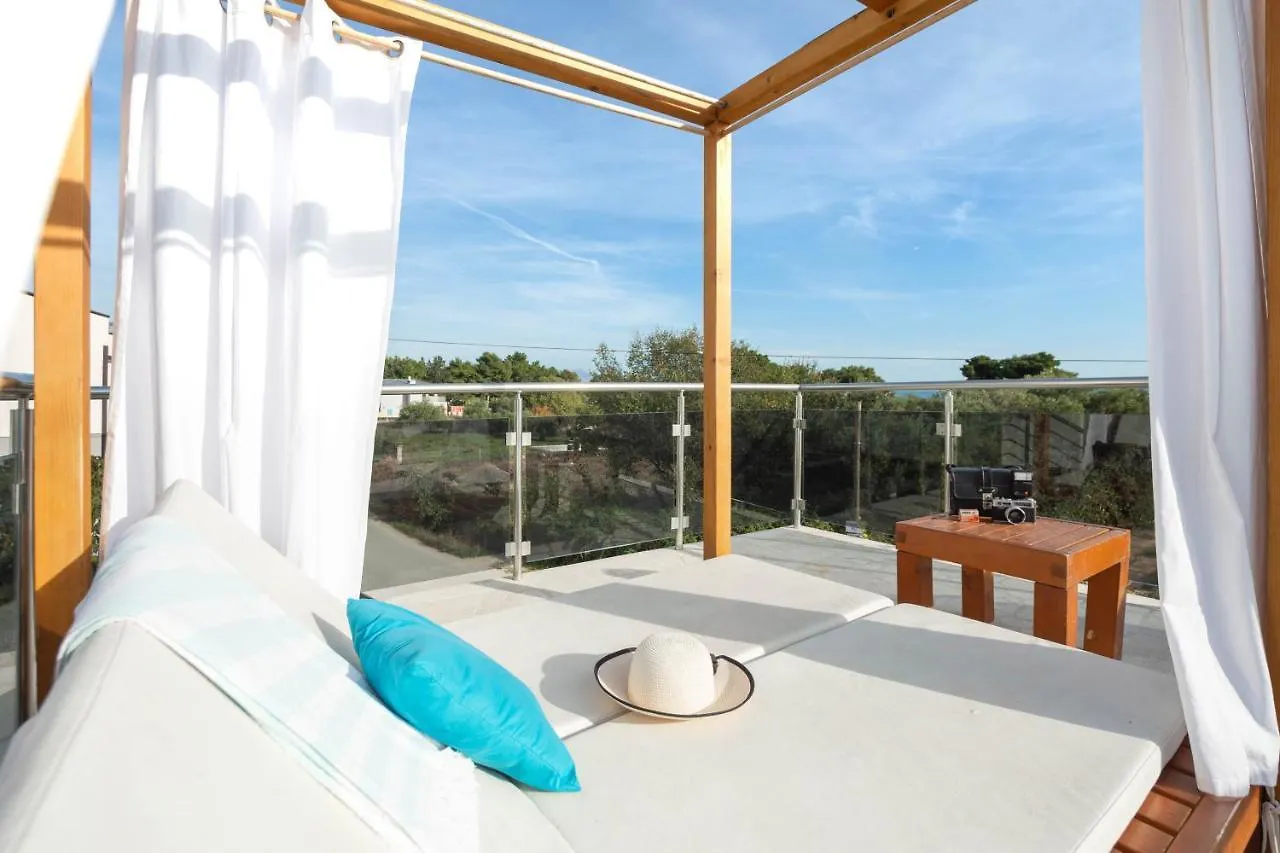 Villa Santa Maria Kastela 0*,