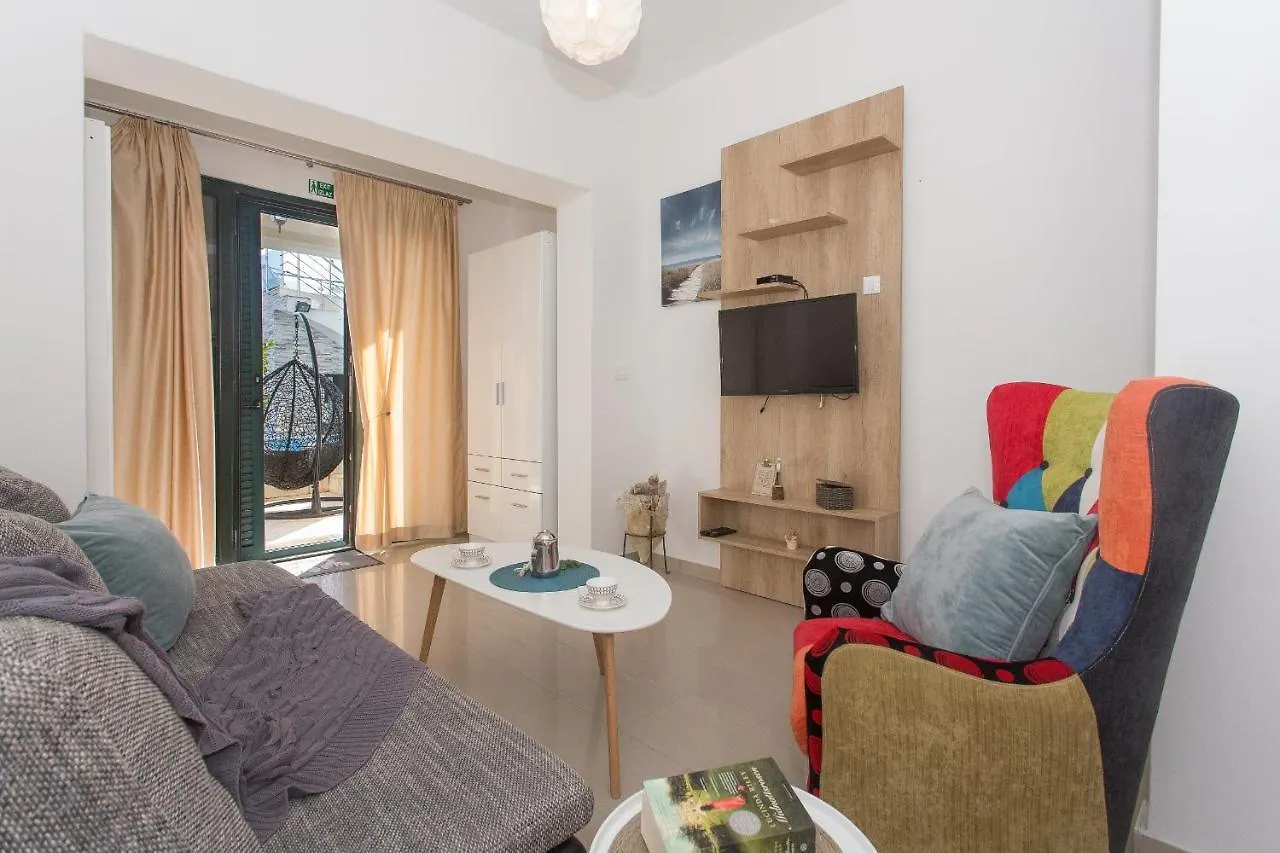 Villa Santa Maria Kastela 0*,